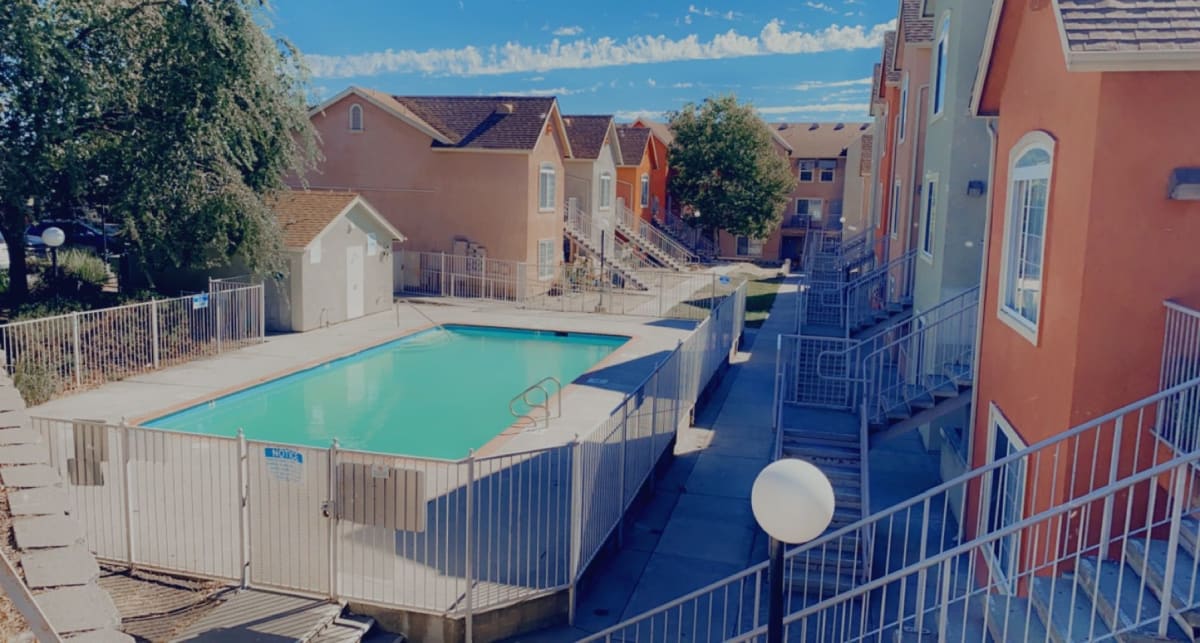 Photos and Video of Lincoln Corner Apartments in Vacaville, CA